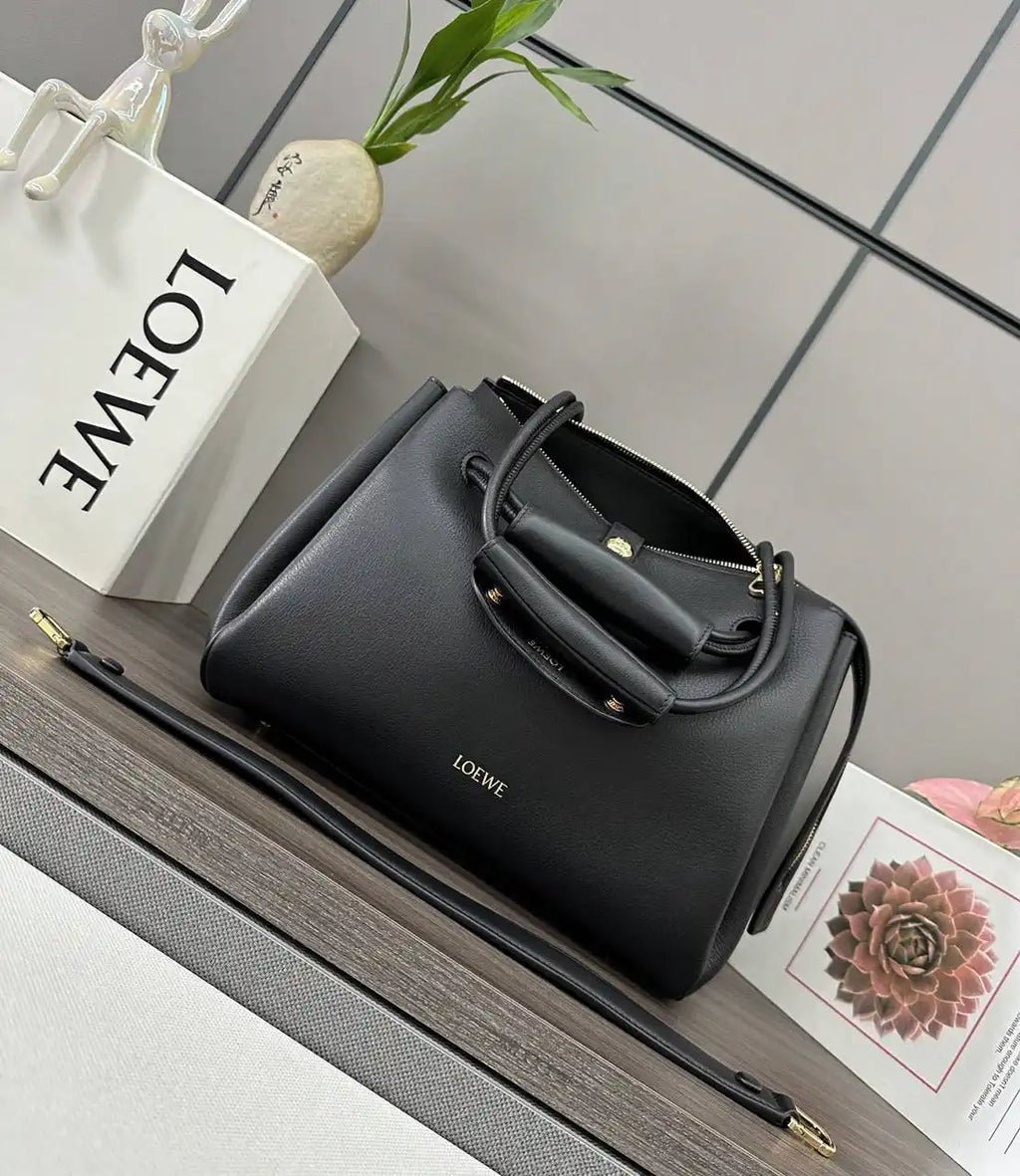 Loewe Medium Madrid bag in supple calfskin AANBAB1X01 Black