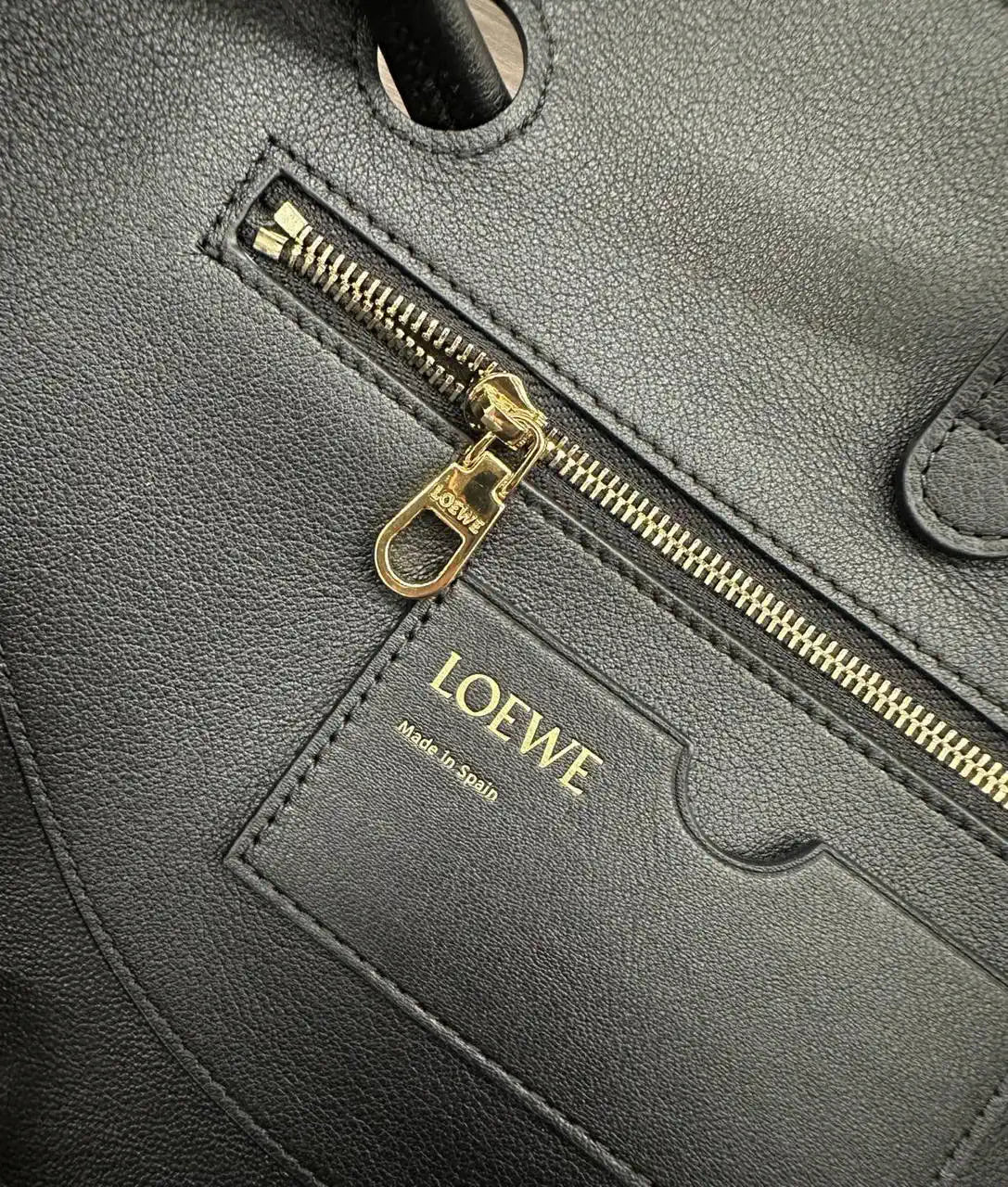 Loewe Medium Madrid bag in supple calfskin AANBAB1X01 Black