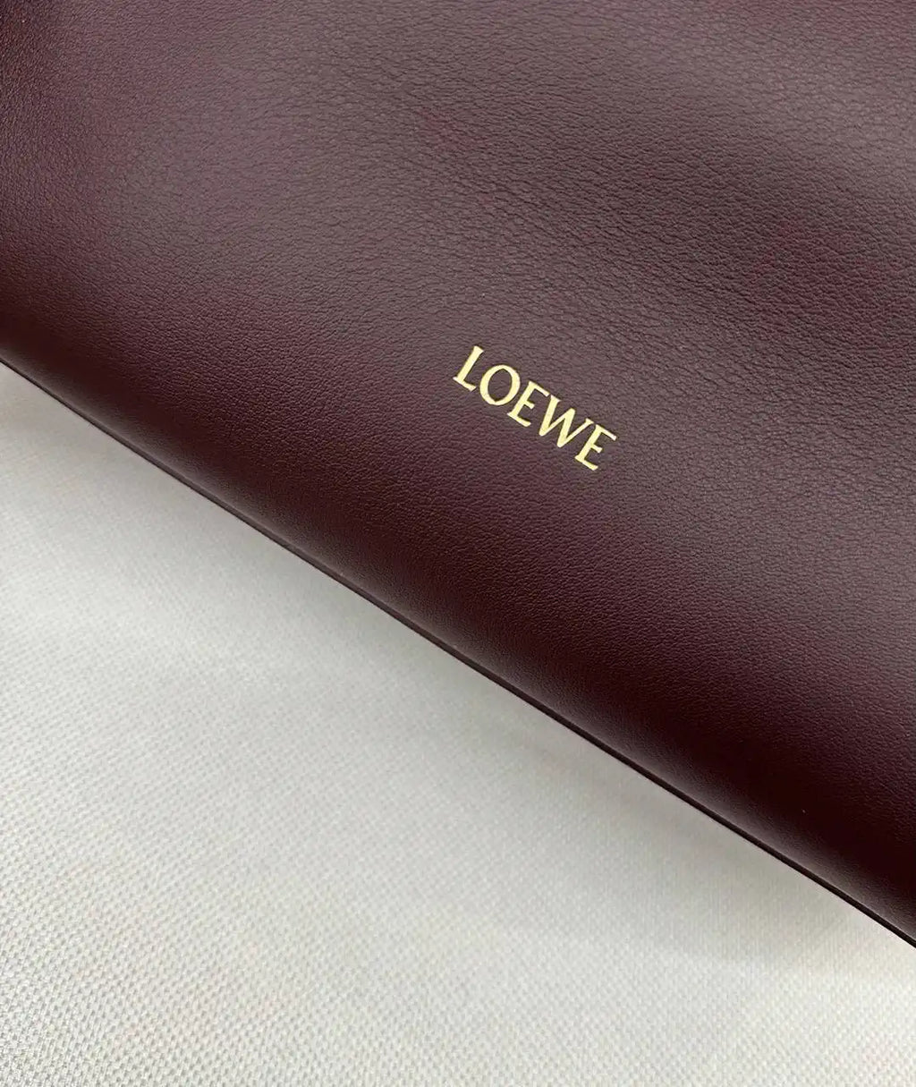 Loewe Medium Madrid bag in supple calfskin AANBAB1X01 Wine Red
