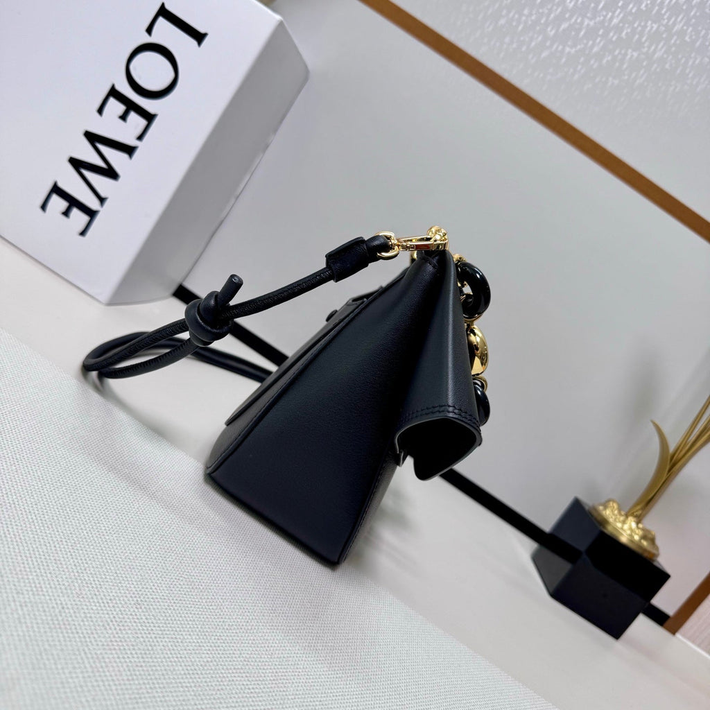 Loewe Medium Ola bag in smooth calfskin AP22P22X07  Lo90002