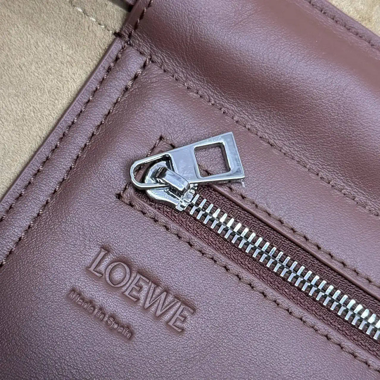 Loewe Men Flamenco satchel in shiny supple calfskin B411FSAX04 Brown