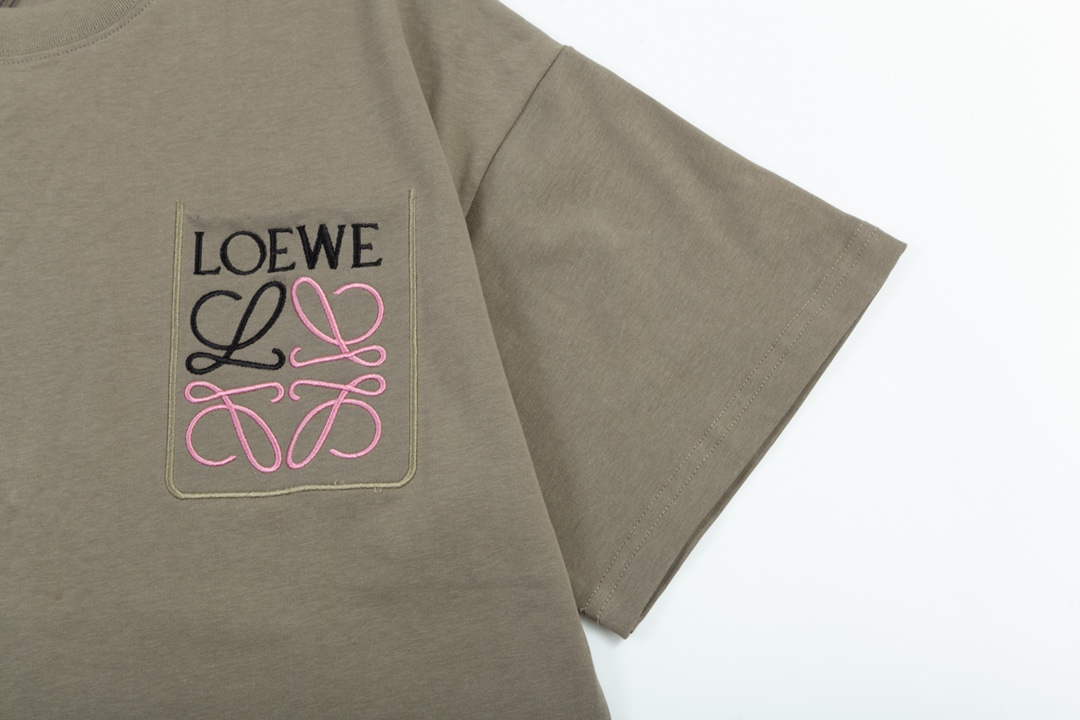 Loewe Men's Women's Short Sleeve T-shirt LW73204 - XS - View 6