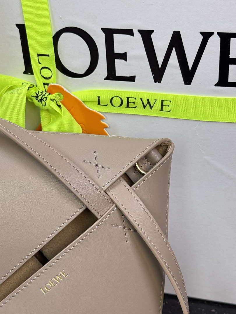 Loewe Mini Puzzle Fold tote in shiny calfskin A657V25X01 Nude Pink