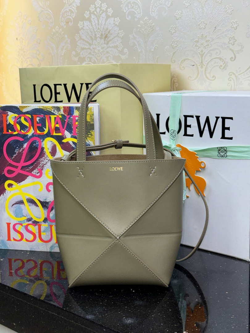 Loewe Mini Puzzle Fold tote in shiny calfskin A657V25X01 Green