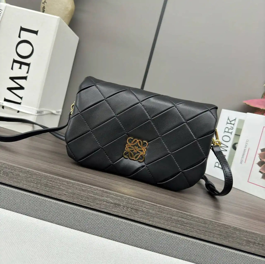 Loewe Puffer Goya Bag in Pleated Shiny Nappa  A896P41X148752 Black