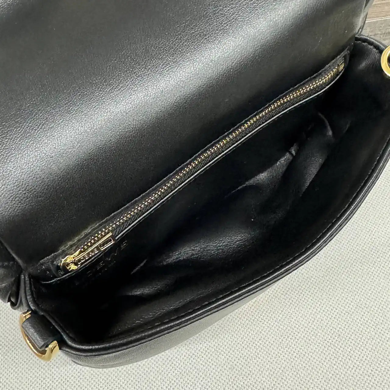 Loewe Puffer Goya Bag in Pleated Shiny Nappa  A896P41X148752 Black