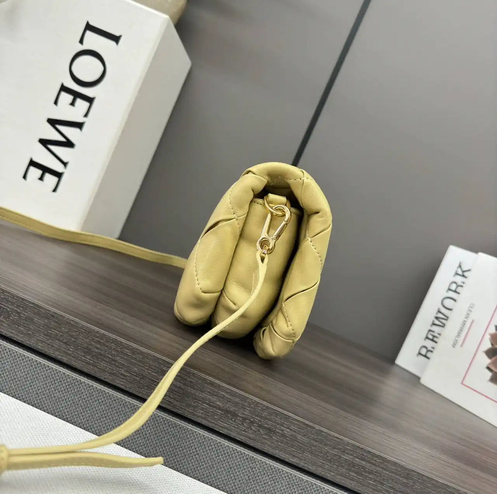 Loewe Puffer Goya Bag in Pleated Shiny Nappa  A896P41X148752 Yellow