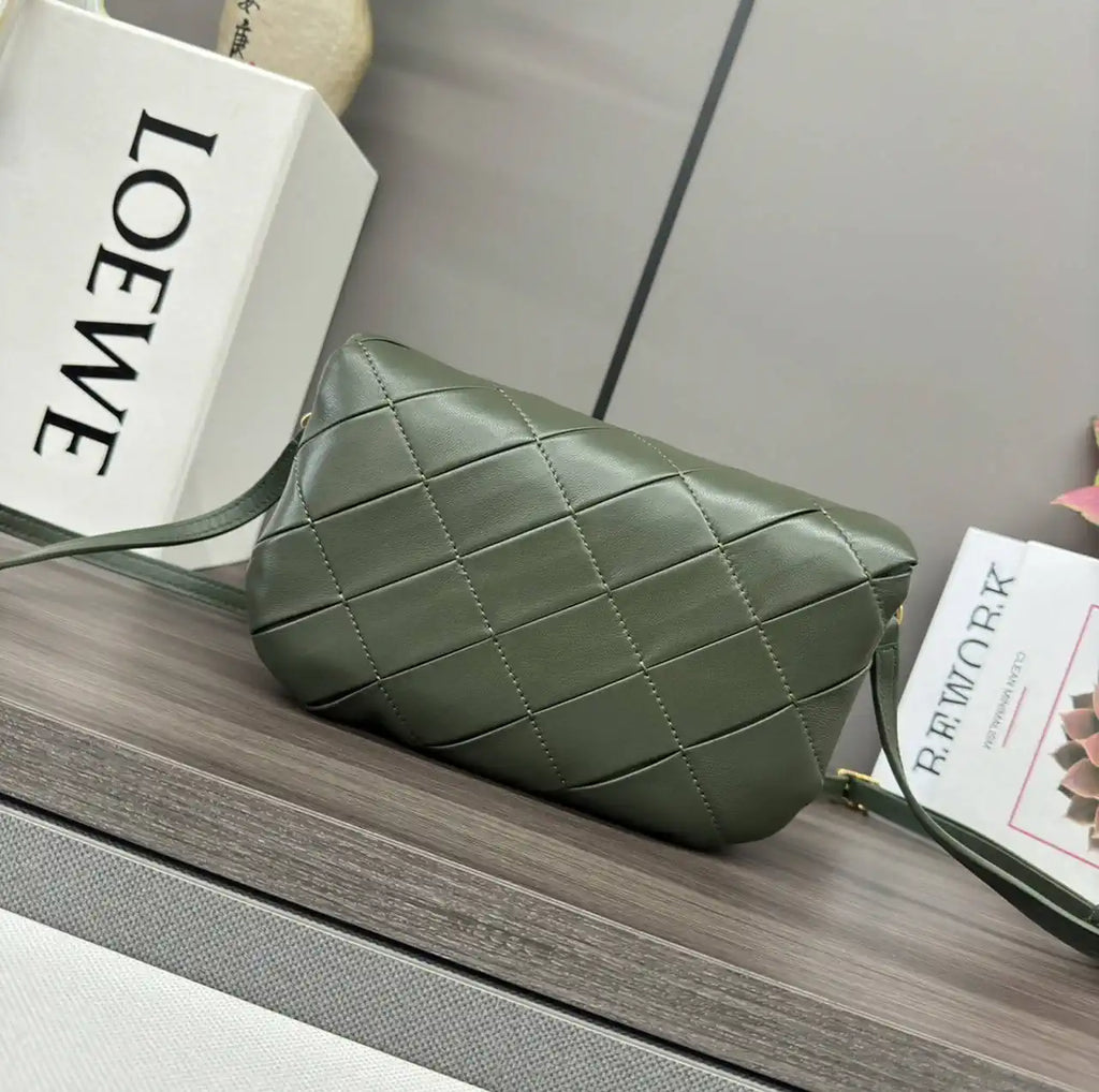 Loewe Puffer Goya Bag in Pleated Shiny Nappa  A896P41X148752 Green