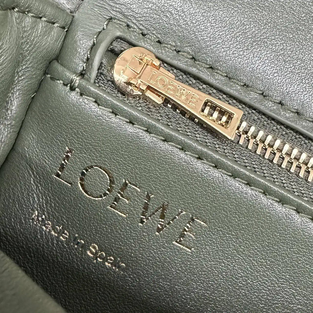 Loewe Puffer Goya Bag in Pleated Shiny Nappa  A896P41X148752 Green