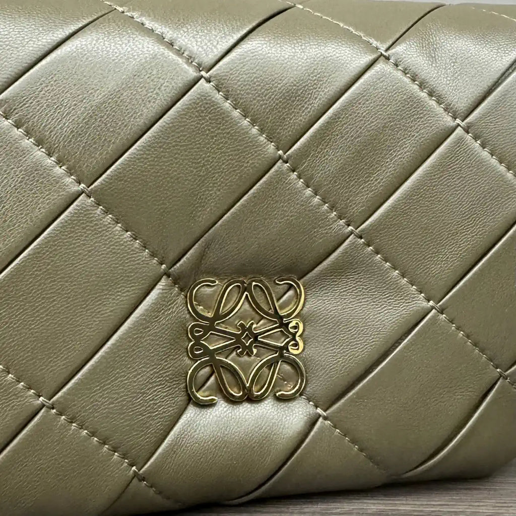 Loewe Puffer Goya Bag in Pleated Shiny Nappa  A896P41X148752 Dark Green