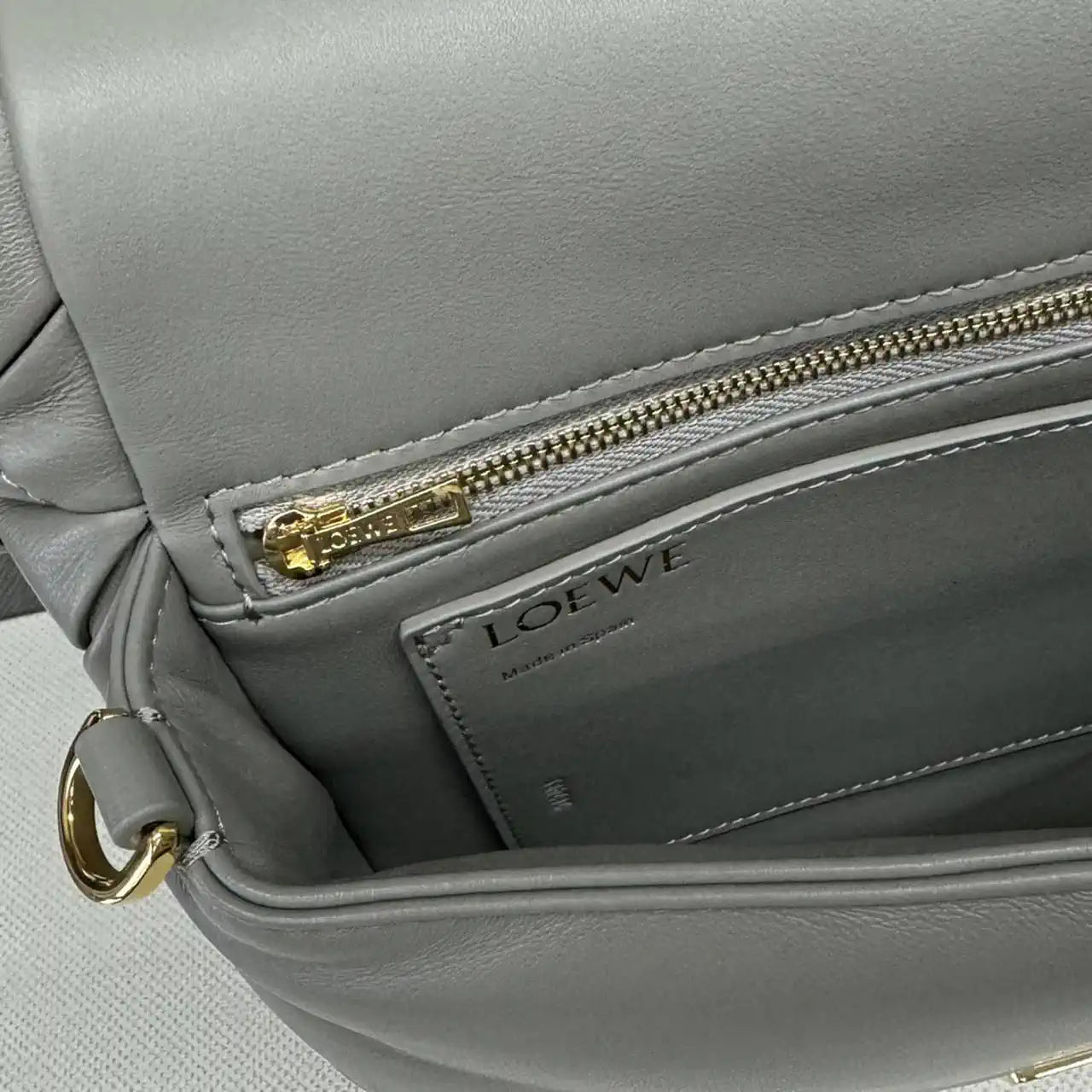 Loewe Large Puffer Goya Bag in Pleated Shiny Nappa 062466 Gray