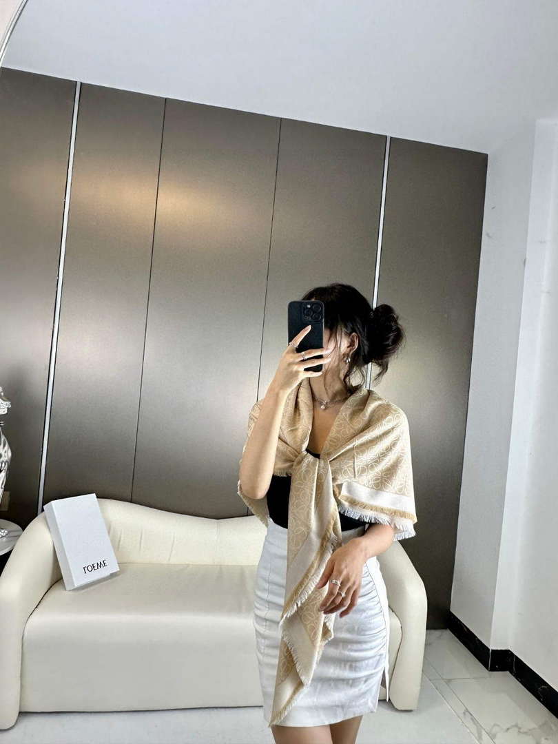 Loewe Scarves Fashion Scarf L45037