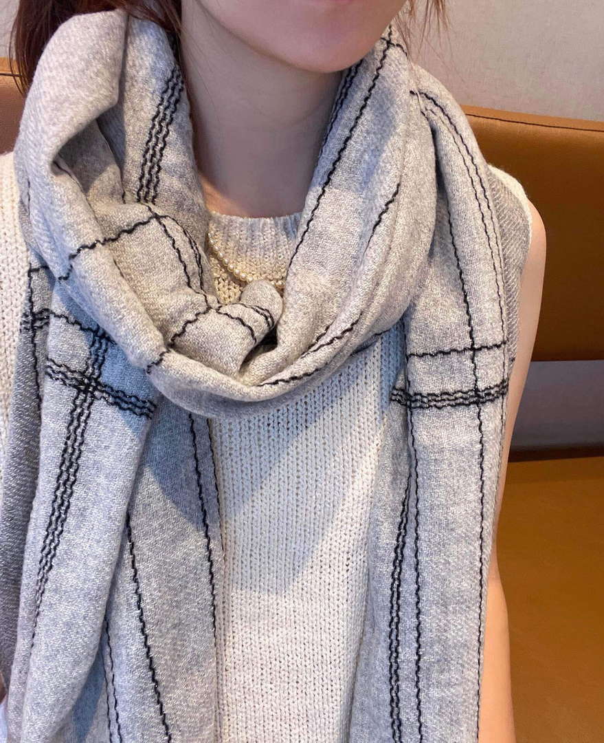 Loewe Scarves Fashion Scarf L45039