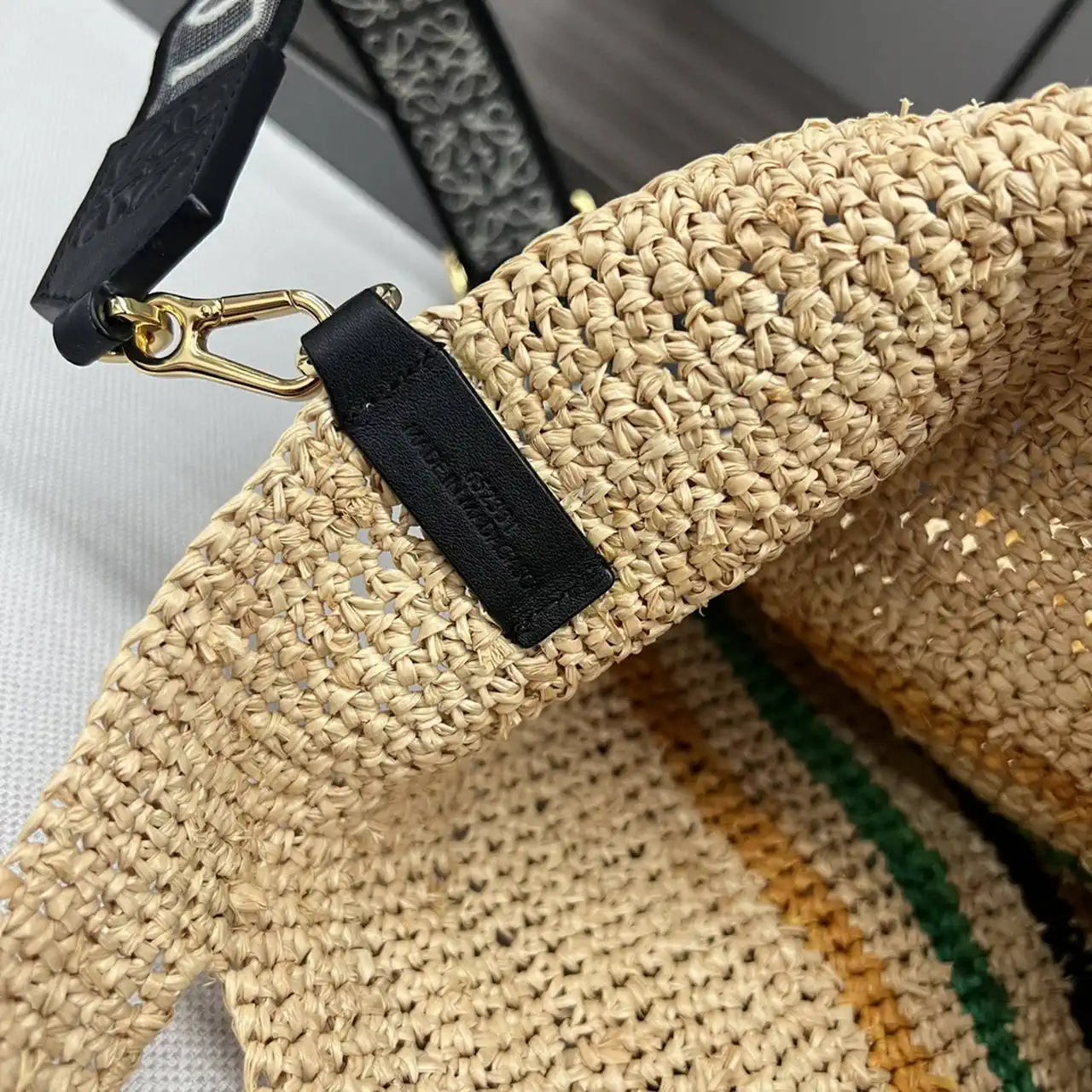 Loewe Slit pochette bag in raffia and calfskin 32824W10 Black