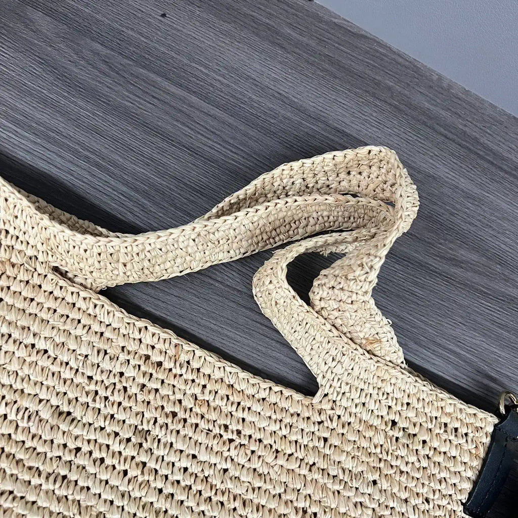 Loewe Slit pochette bag in raffia and calfskin 32824W10 Black