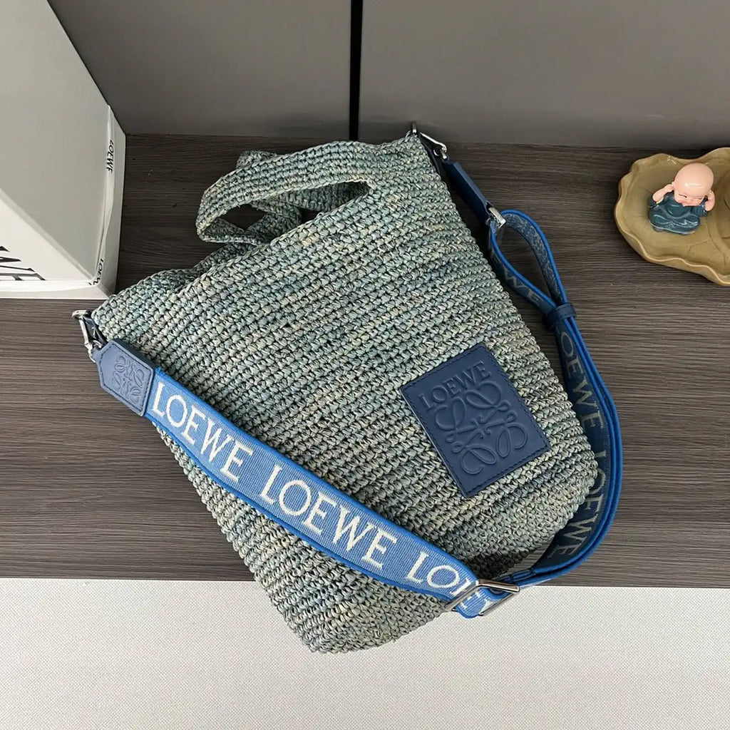 Loewe Slit pochette bag in raffia and calfskin 32824W10 Blue