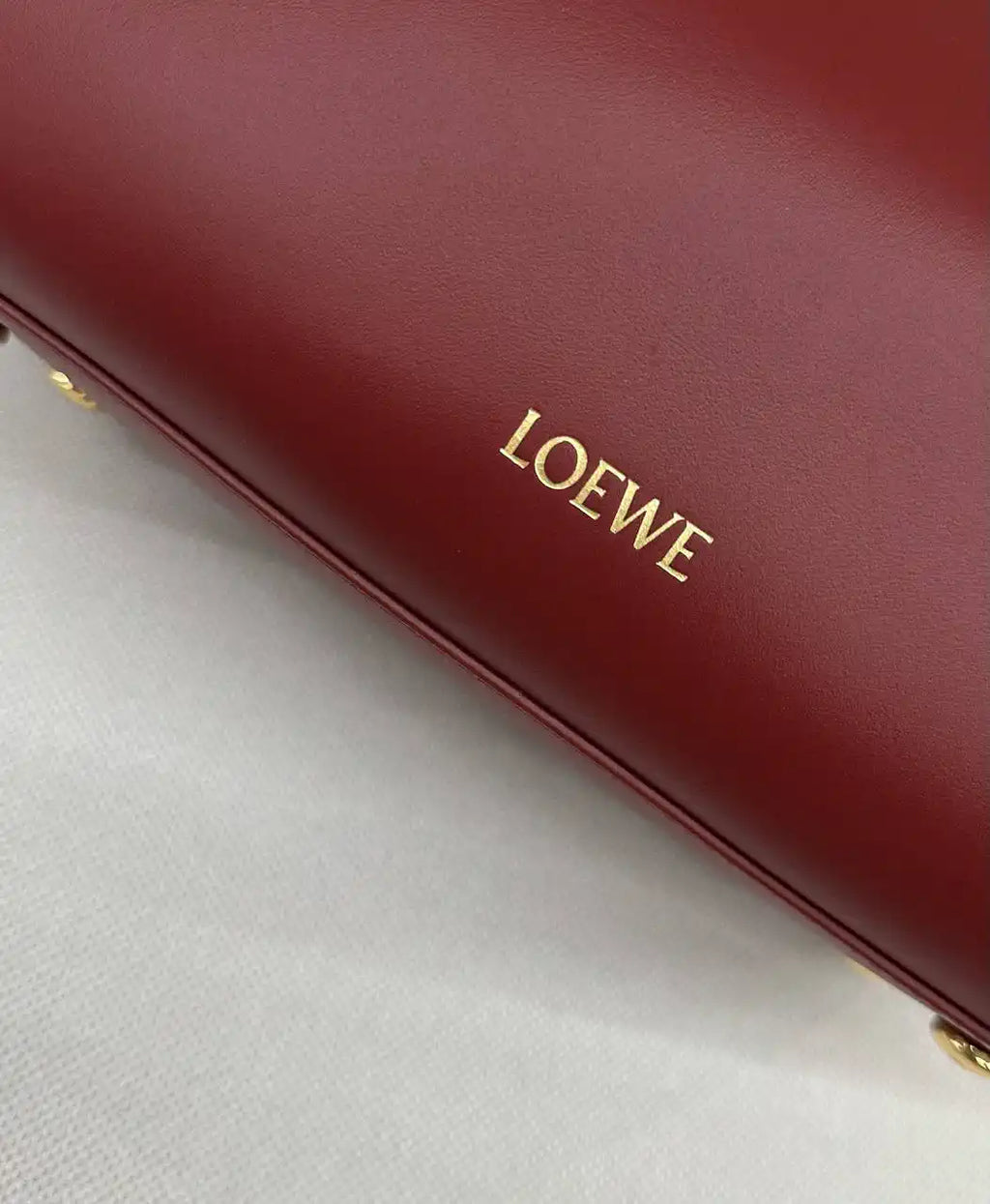Loewe Small Madrid bag in supple calfskin AANBAB2X01 Red