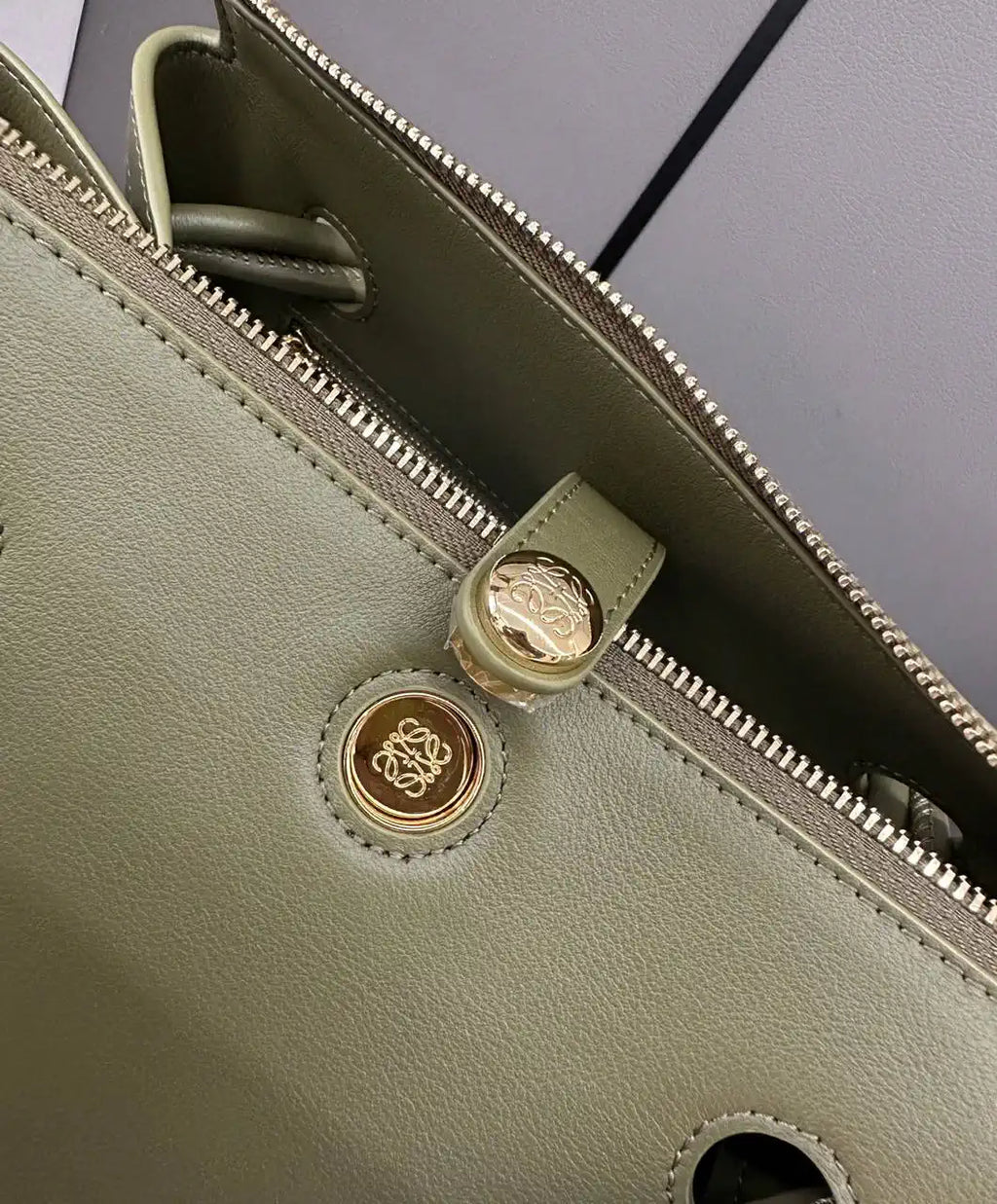 Loewe Small Madrid bag in supple calfskin AANBAB2X01 Green