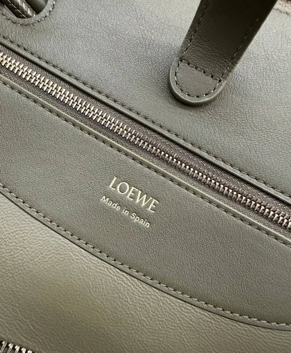 Loewe Small Madrid bag in supple calfskin AANBAB2X01 Green