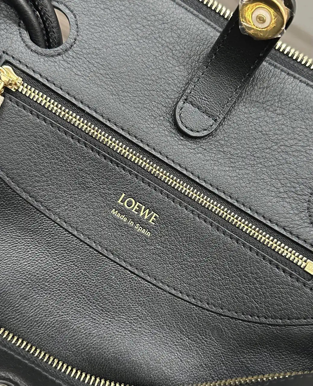 Loewe Small Madrid bag in supple calfskin AANBAB2X01 Black