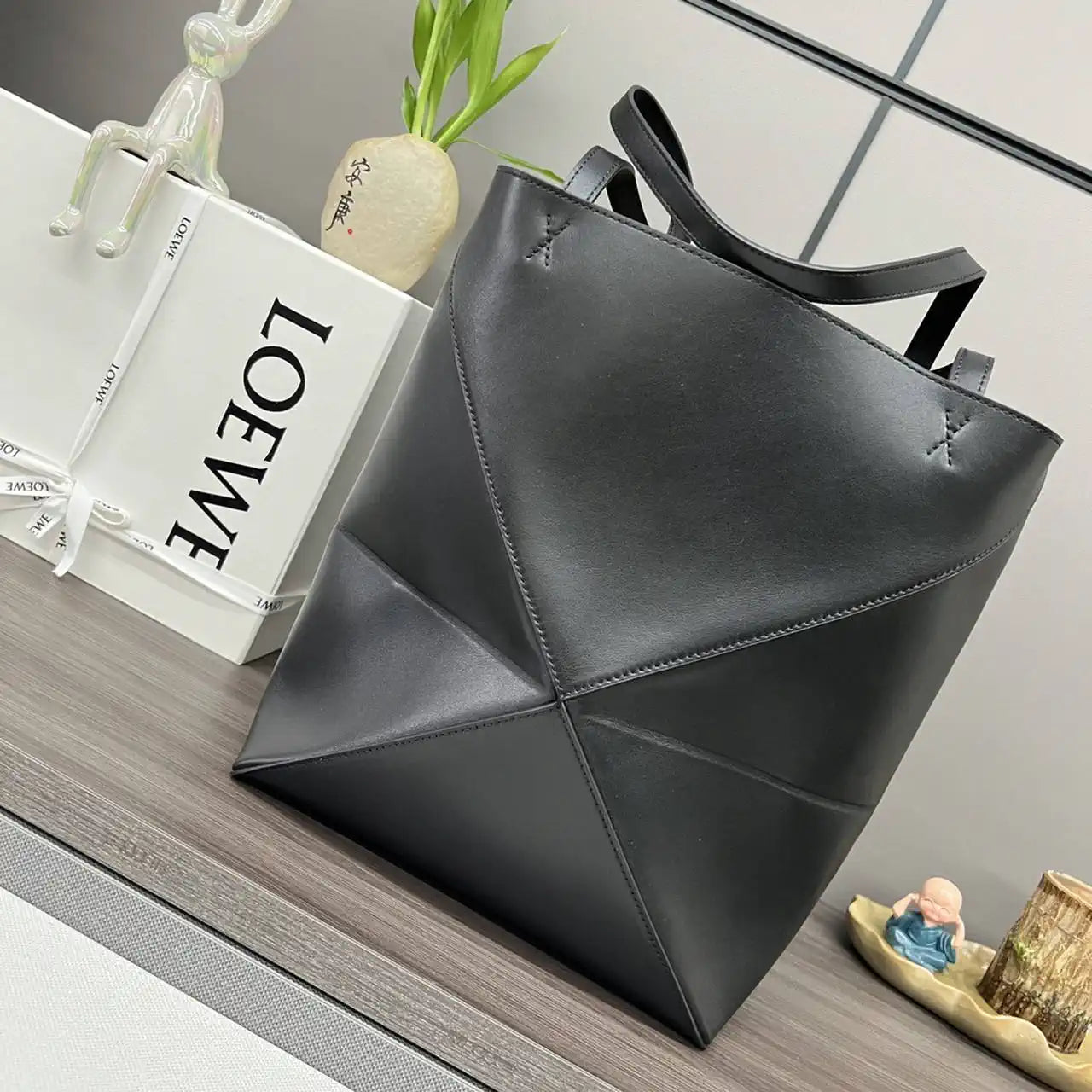 Loewe XL Puzzle Fold tote in shiny calfskin B933Q18X01 Black