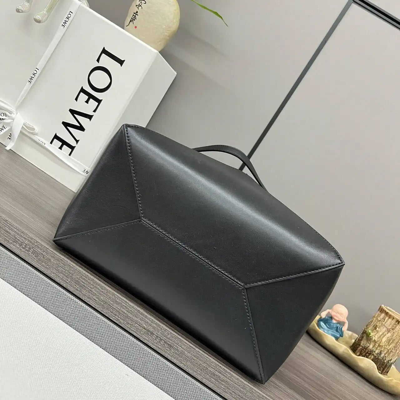 Loewe XL Puzzle Fold tote in shiny calfskin B933Q18X01 Black
