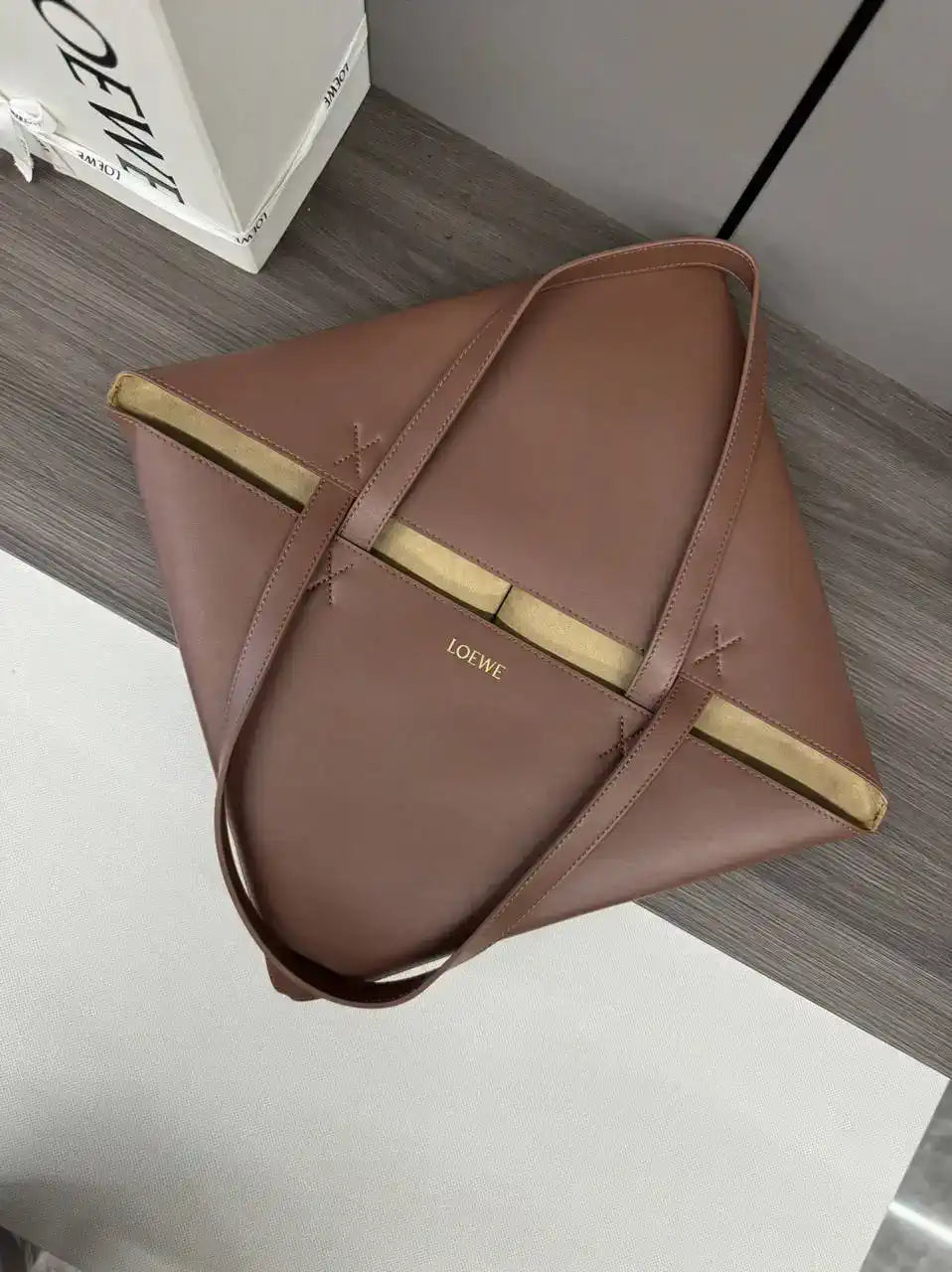 Loewe XL Puzzle Fold tote in shiny calfskin B933Q18X01 Coffe