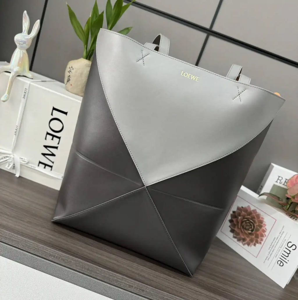 Loewe XL Puzzle Fold tote in shiny calfskin B933Q18X01 Gray Black