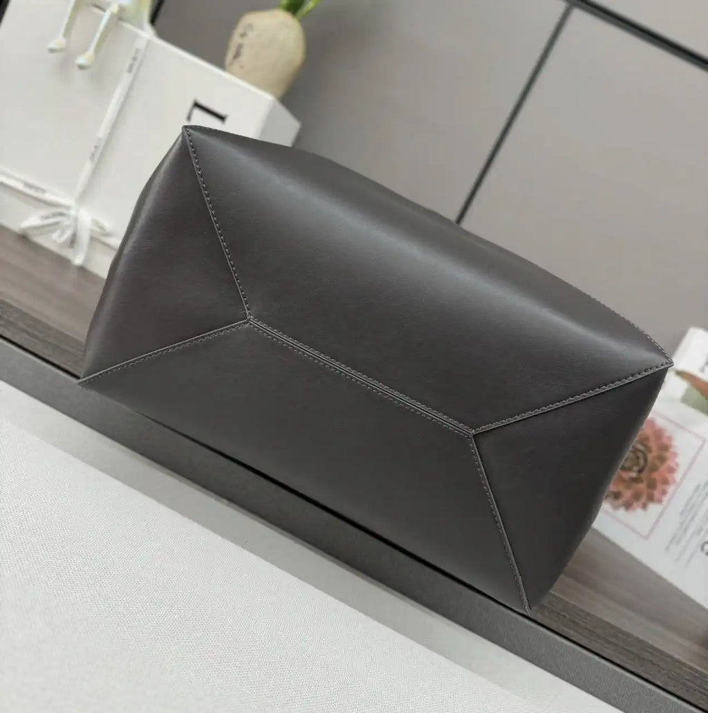 Loewe XL Puzzle Fold tote in shiny calfskin B933Q18X01 Gray Black