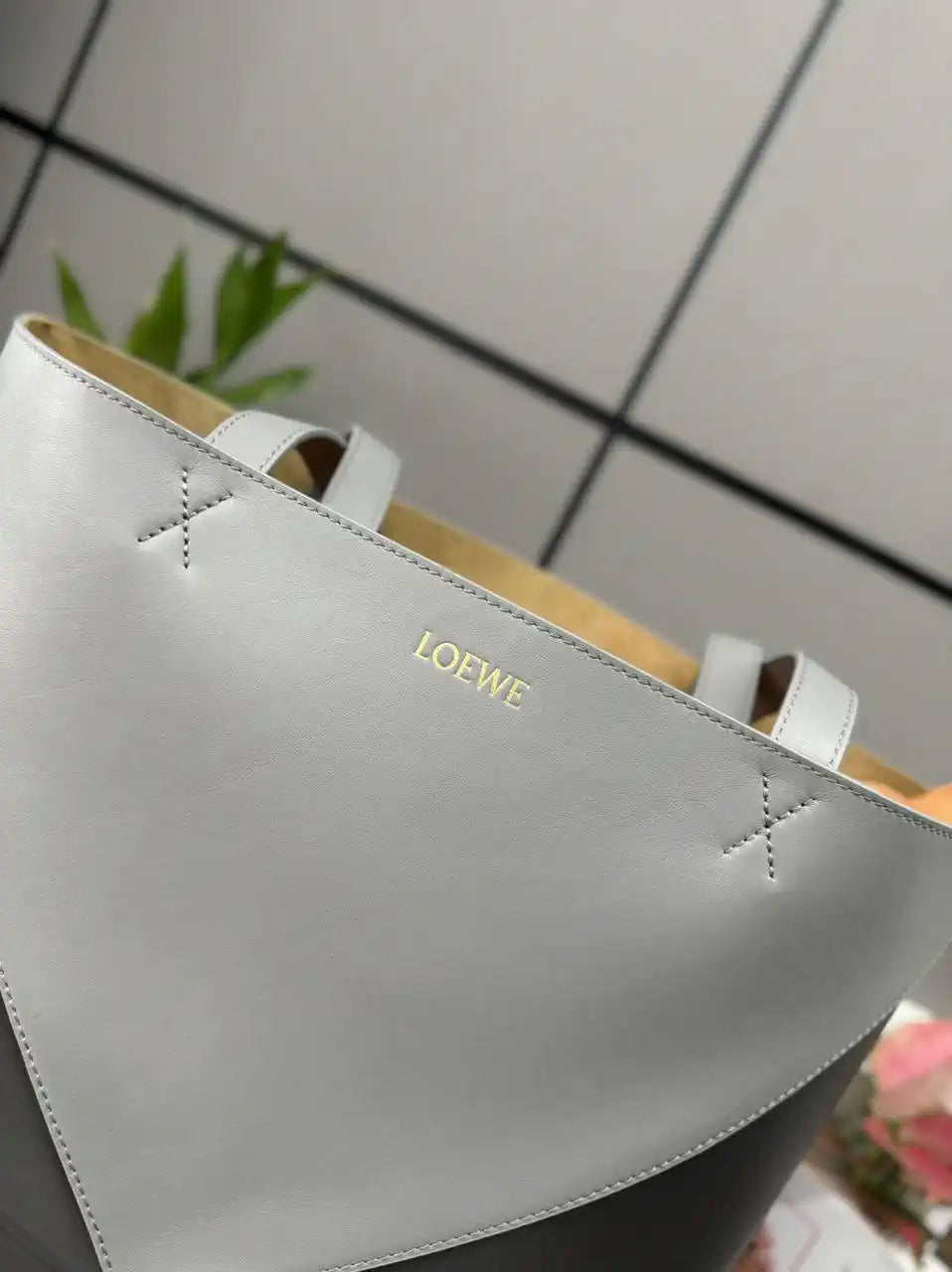 Loewe XL Puzzle Fold tote in shiny calfskin B933Q18X01 Gray Black