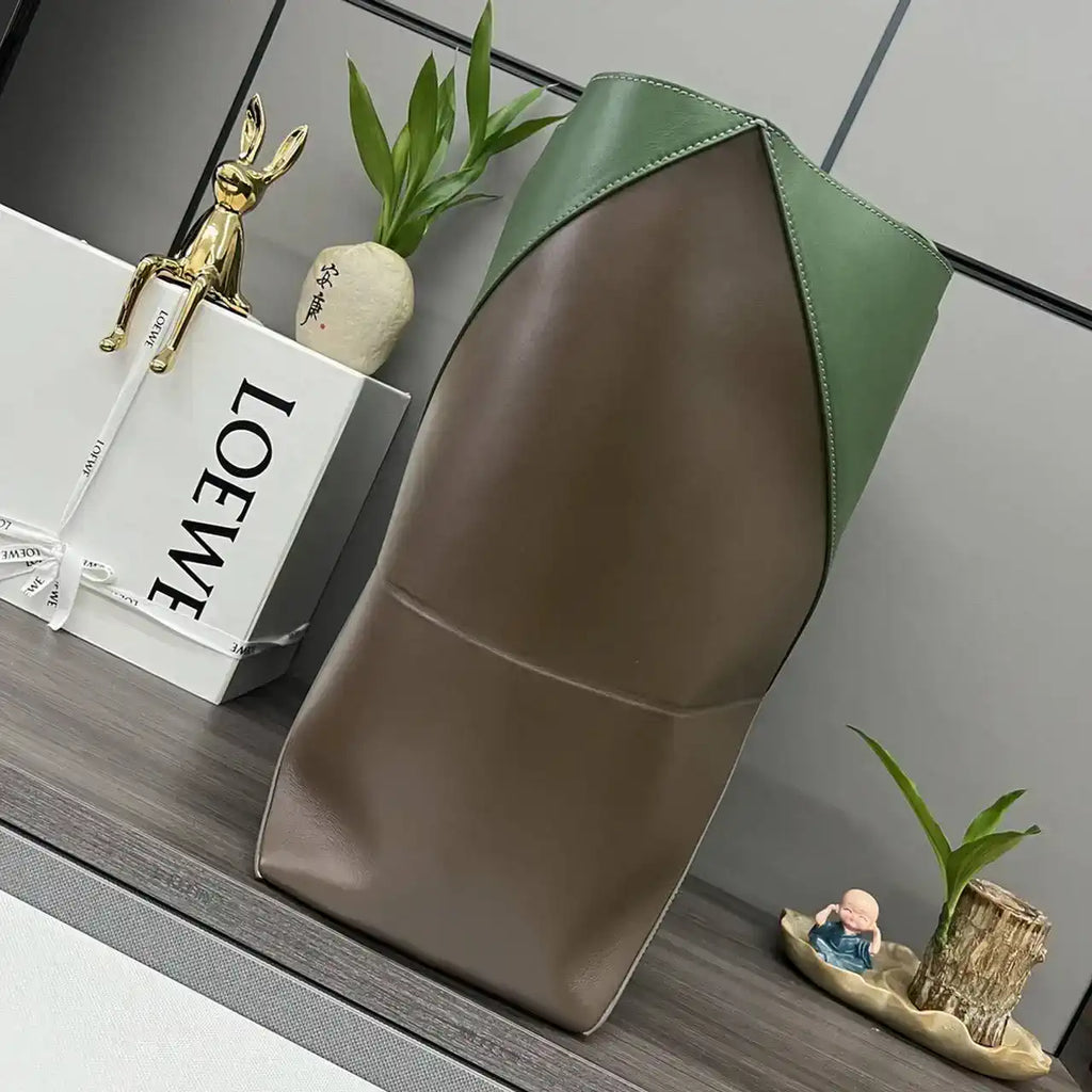 Loewe XL Puzzle Fold tote in shiny calfskin B933Q18X01 Green &coffe