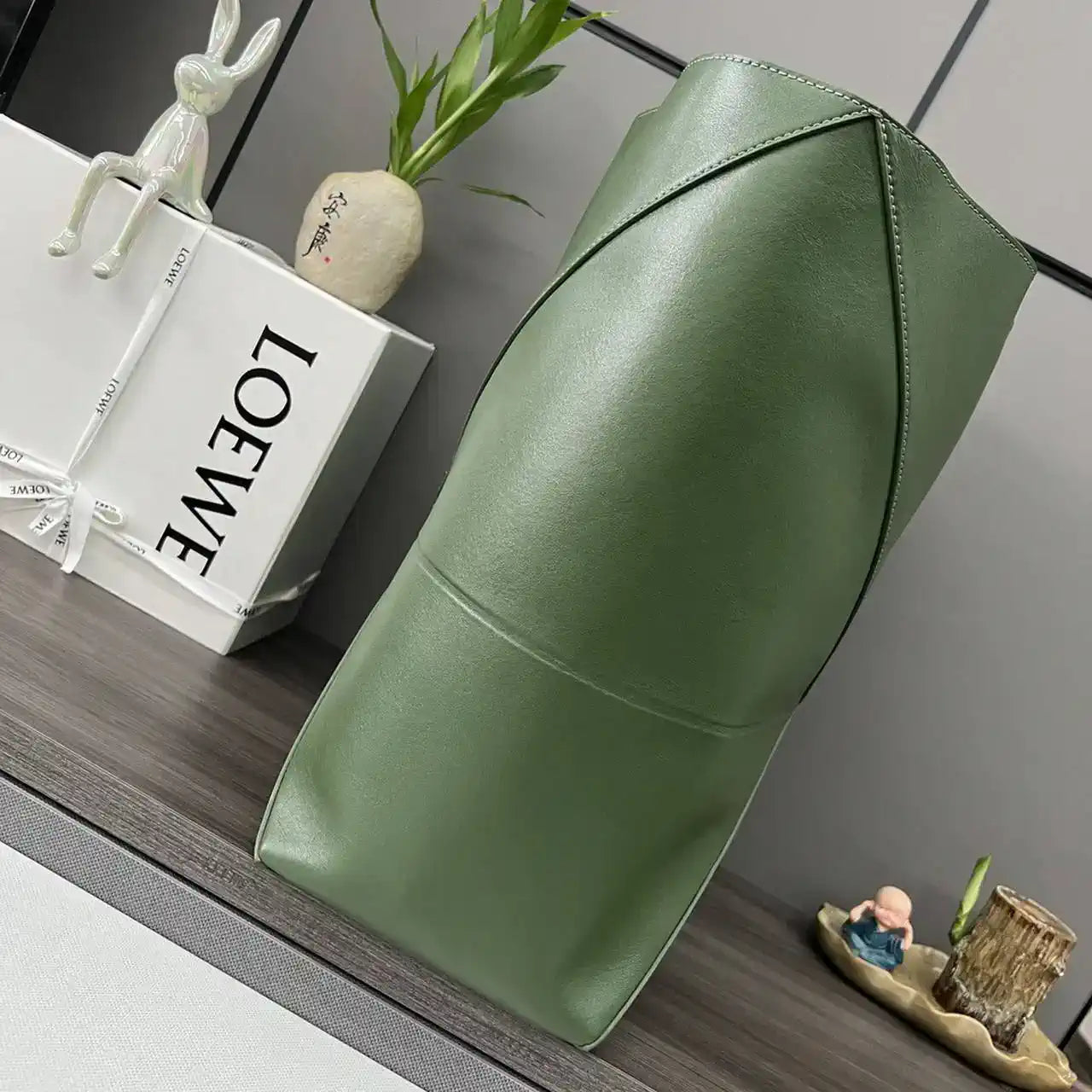 Loewe XL Puzzle Fold tote in shiny calfskin B933Q18X01 Green
