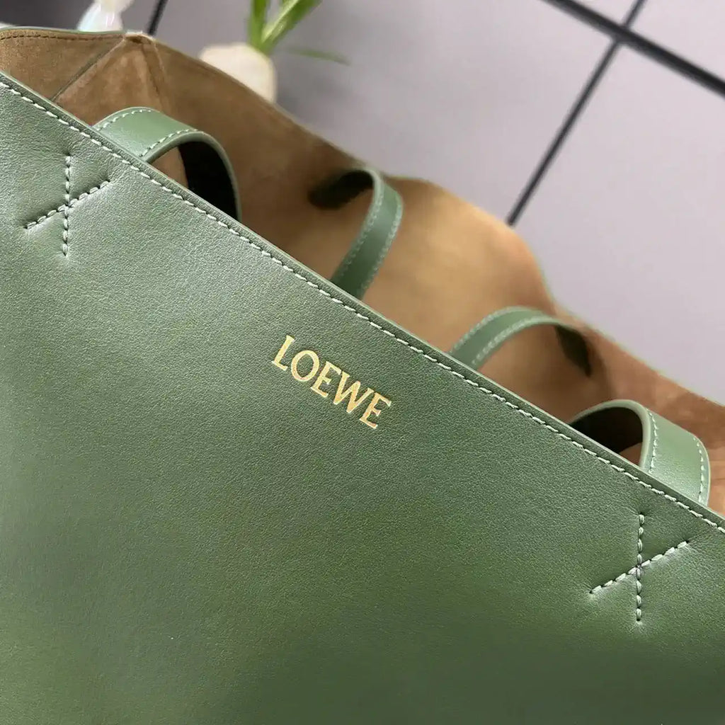 Loewe XL Puzzle Fold tote in shiny calfskin B933Q18X01 Green