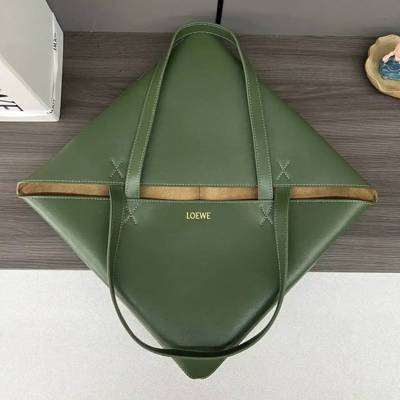 Loewe XL Puzzle Fold tote in shiny calfskin B933Q18X01 Green