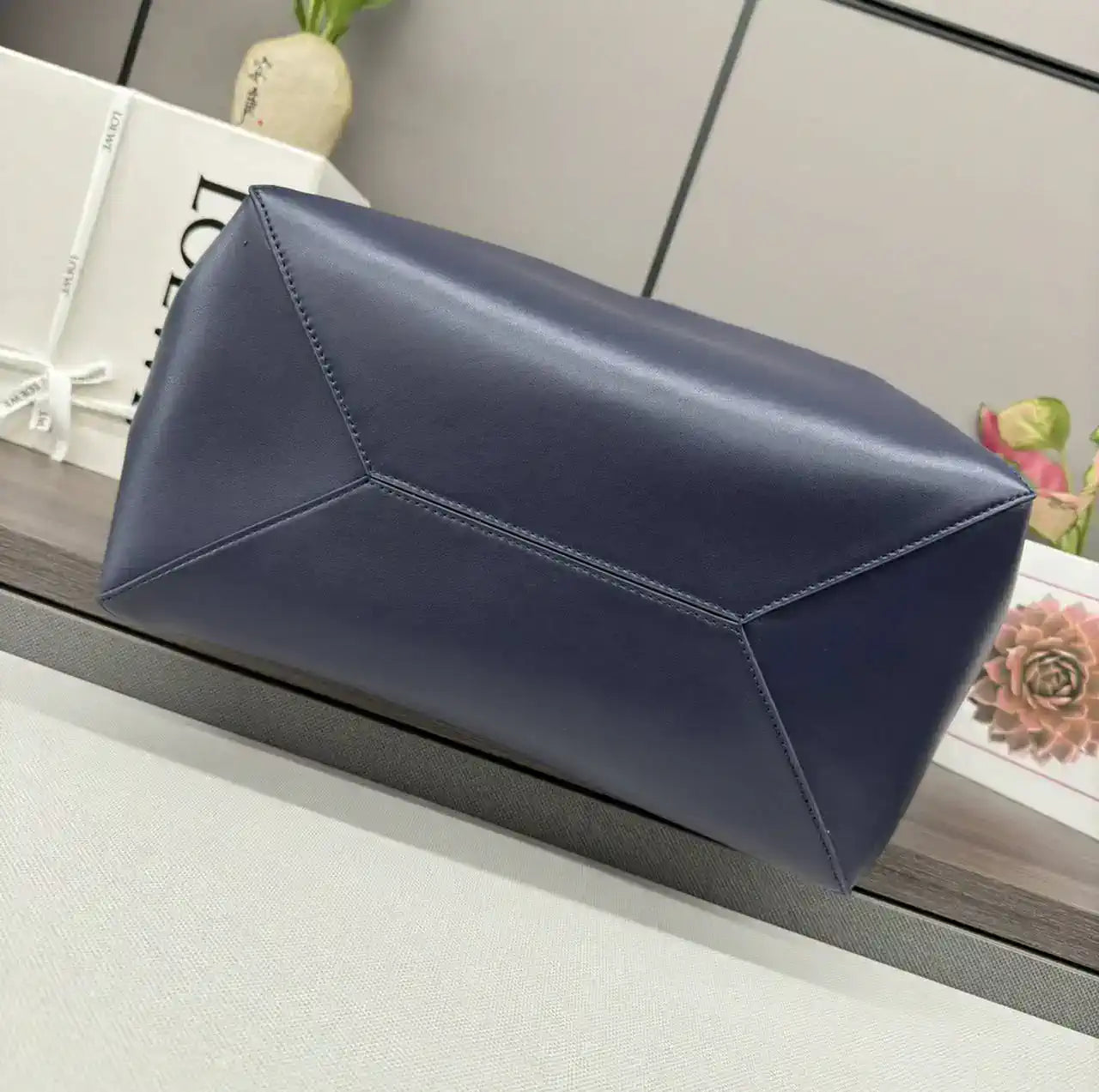 Loewe XL Puzzle Fold tote in shiny calfskin B933Q18X01 Navy
