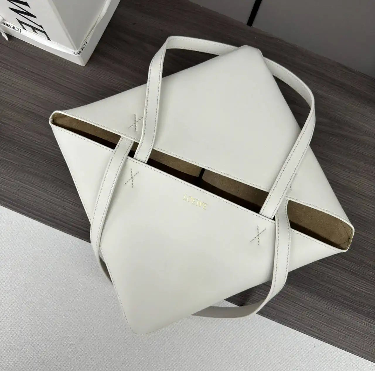 Loewe XL Puzzle Fold tote in shiny calfskin B933Q18X01 White Apricot