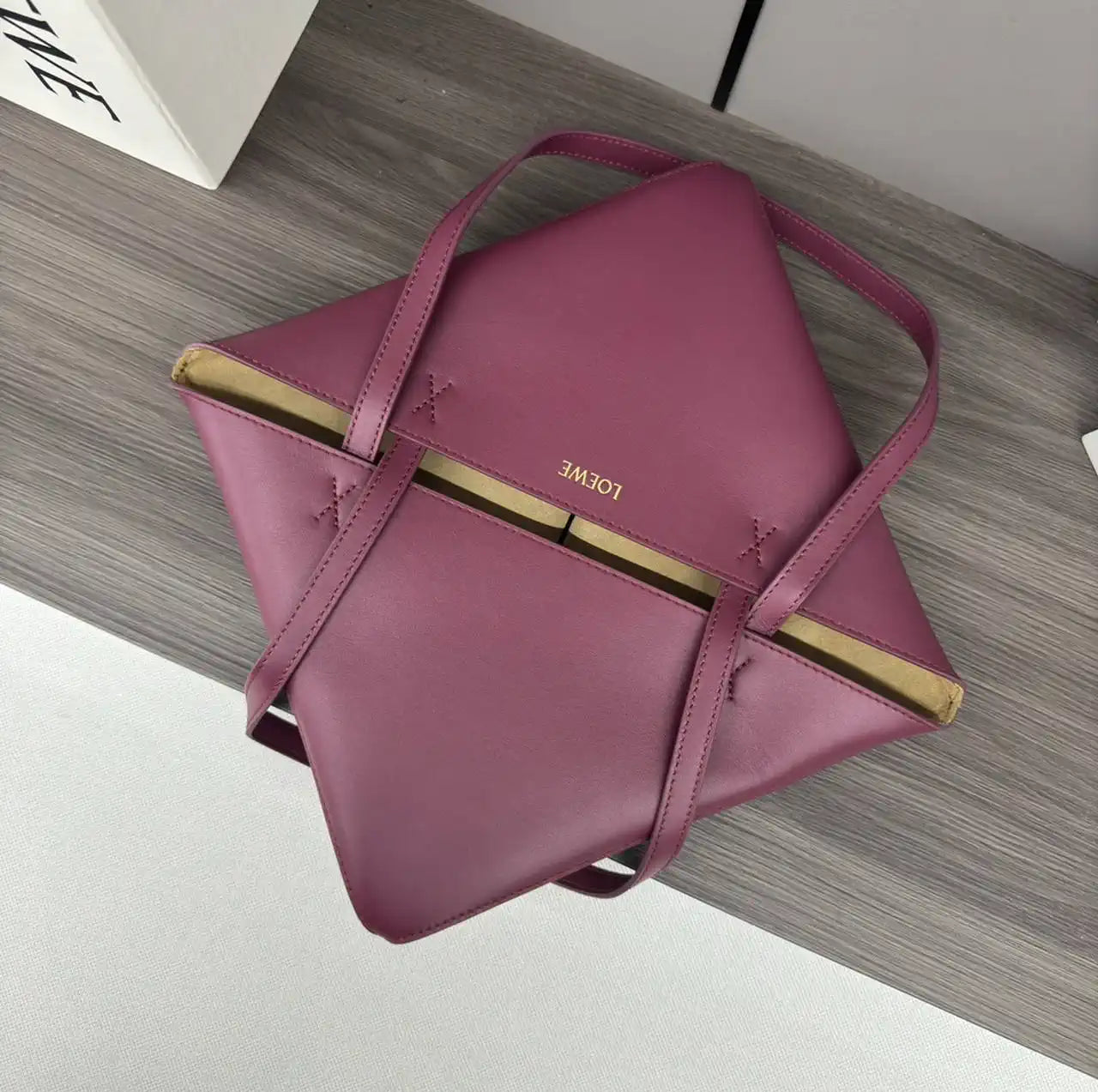 Loewe XL Puzzle Fold tote in shiny calfskin B933Q18X01 Red & Wine Red