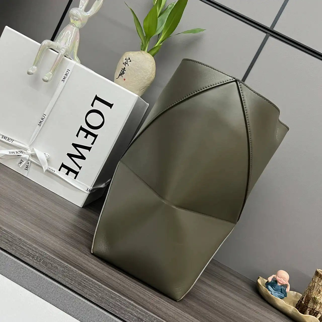 Loewe XL Puzzle Fold tote in shiny calfskin B933Q18X01 Dark Green