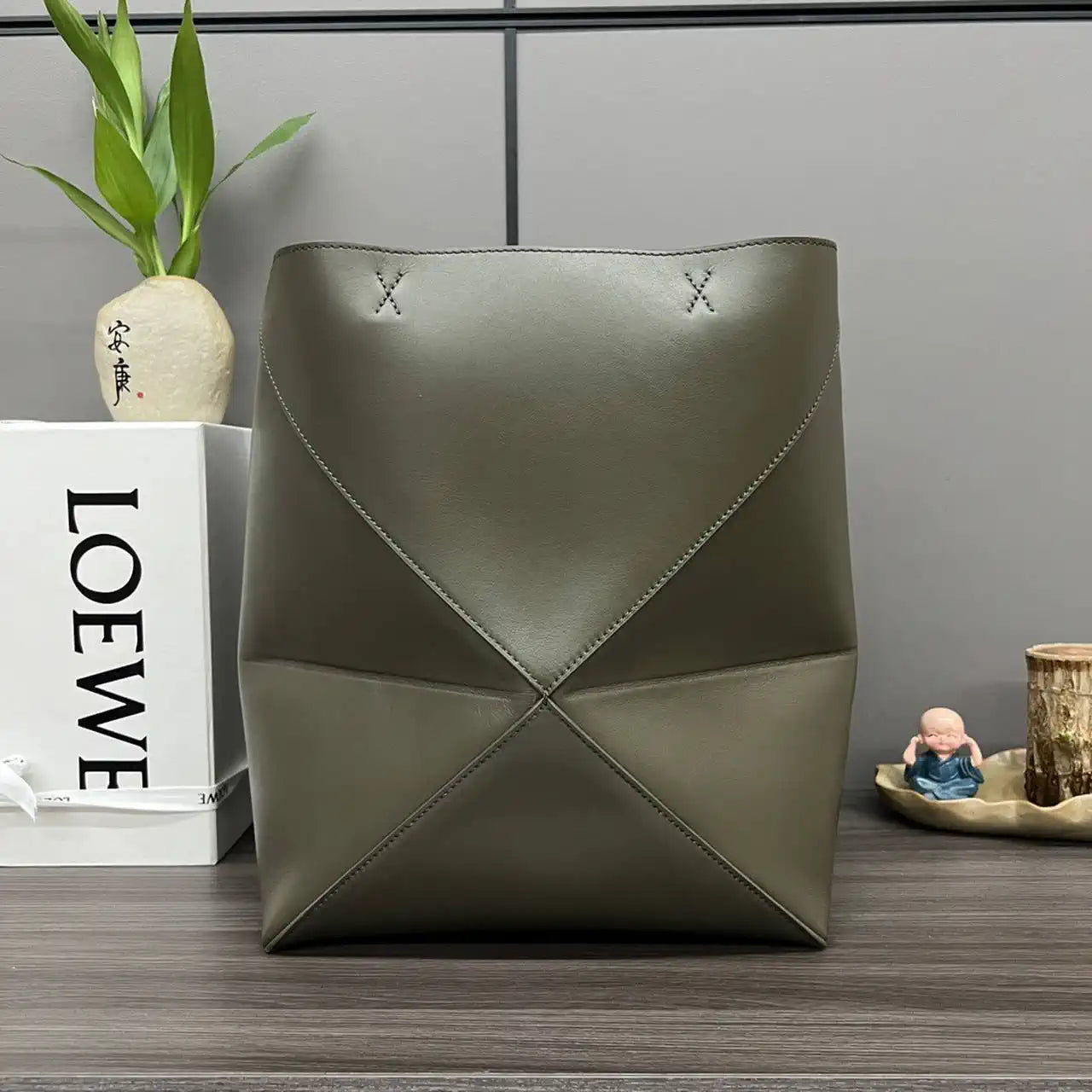 Loewe XL Puzzle Fold tote in shiny calfskin B933Q18X01 Dark Green