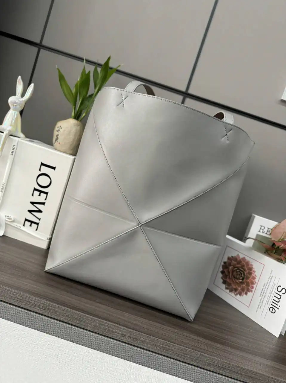Loewe XL Puzzle Fold tote in shiny calfskin B933Q18X01 Gray
