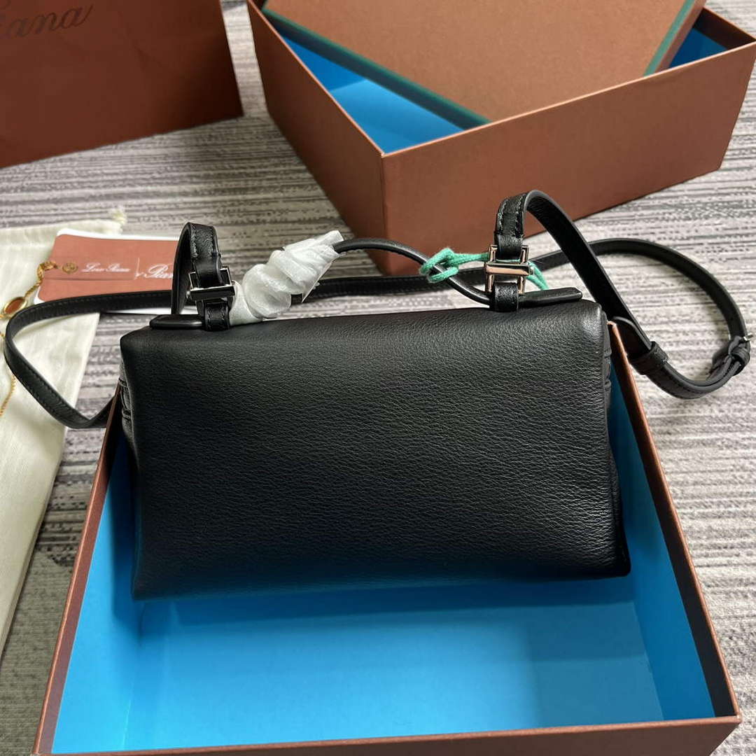 Loro Piana FAI8393 Extra Pocket Pouch L19 Black