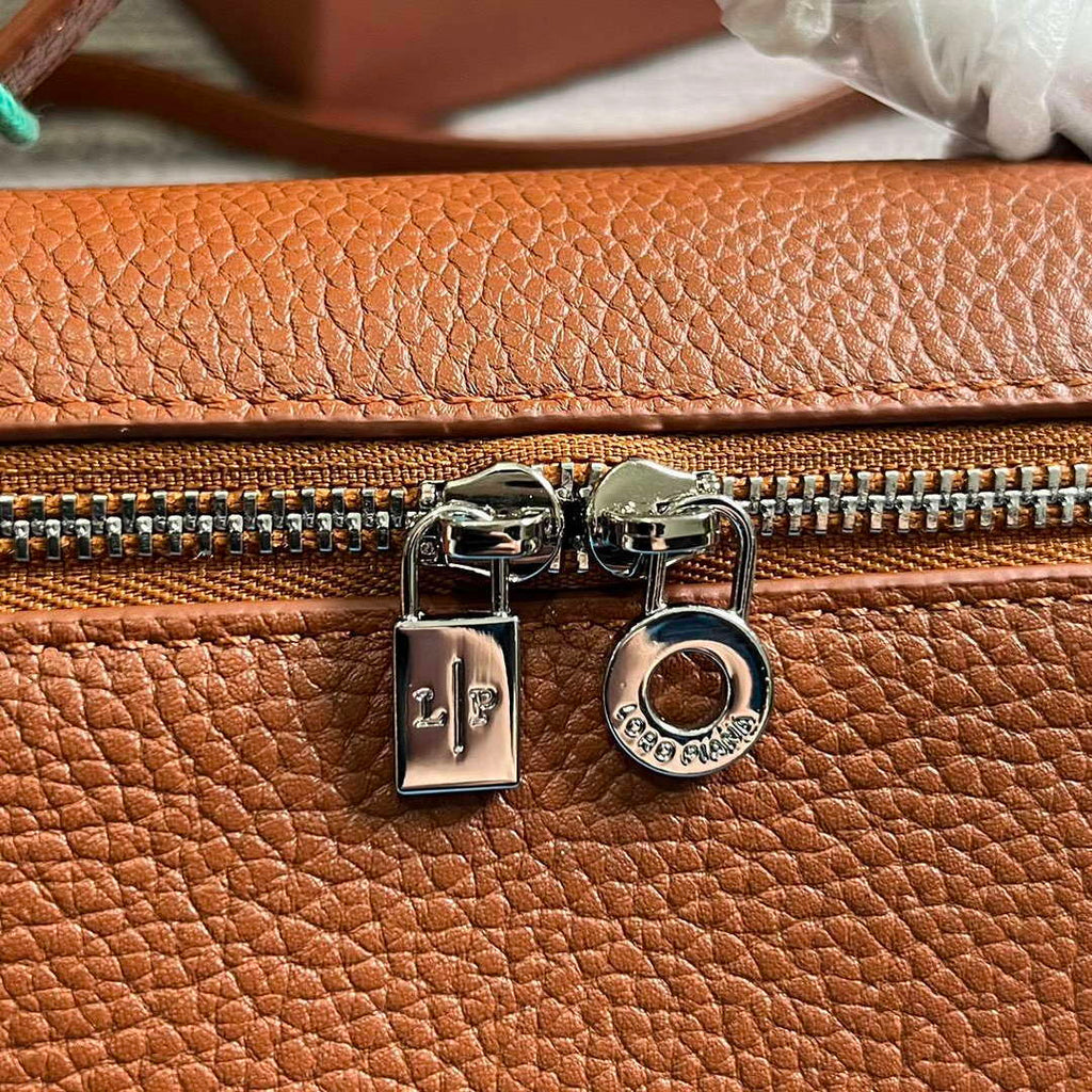 Loro Piana FAI8393 Extra Pocket Pouch L19 Brown