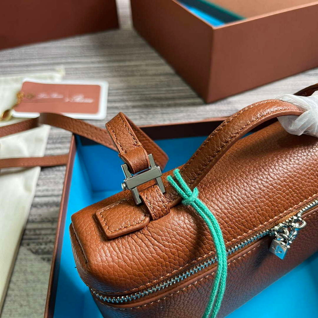 Loro Piana FAI8393 Extra Pocket Pouch L19 Brown
