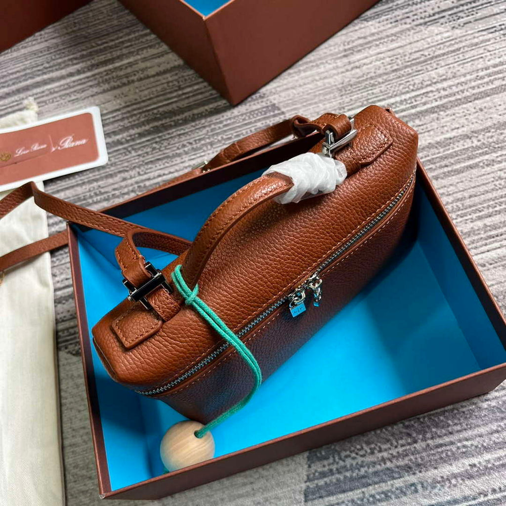 Loro Piana FAI8393 Extra Pocket Pouch L19 Brown