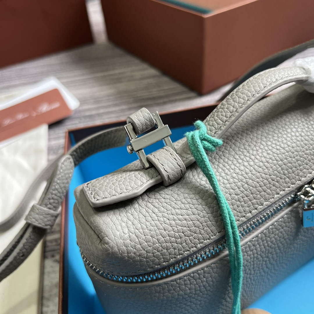 Loro Piana FAI8393 Extra Pocket Pouch L19 Gray