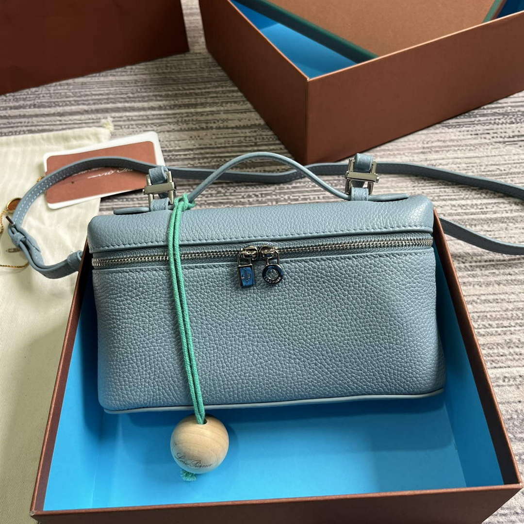 Loro Piana FAI8393 Extra Pocket Pouch L19 Light blue - Default Title - View 1