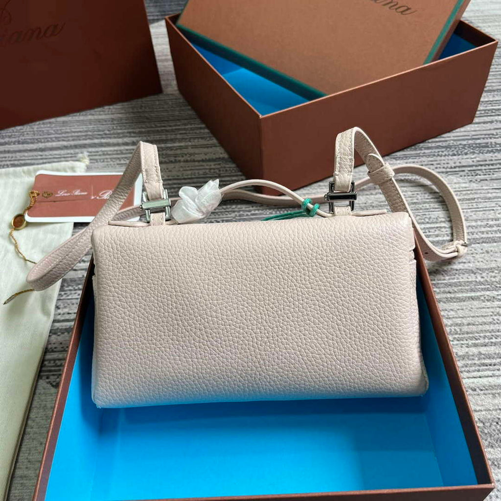Loro Piana FAI8393 Extra Pocket Pouch L19 Light pink