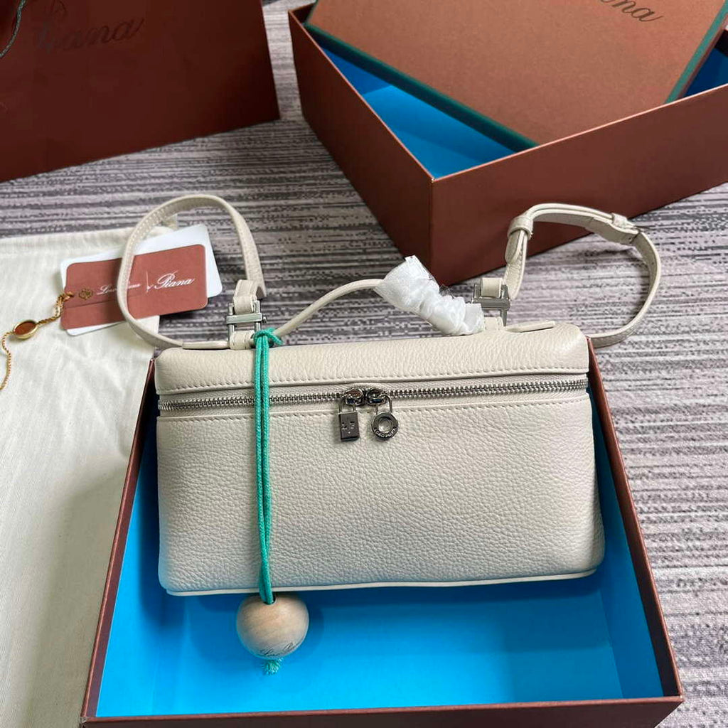 Loro Piana FAI8393 Extra Pocket Pouch L19 White