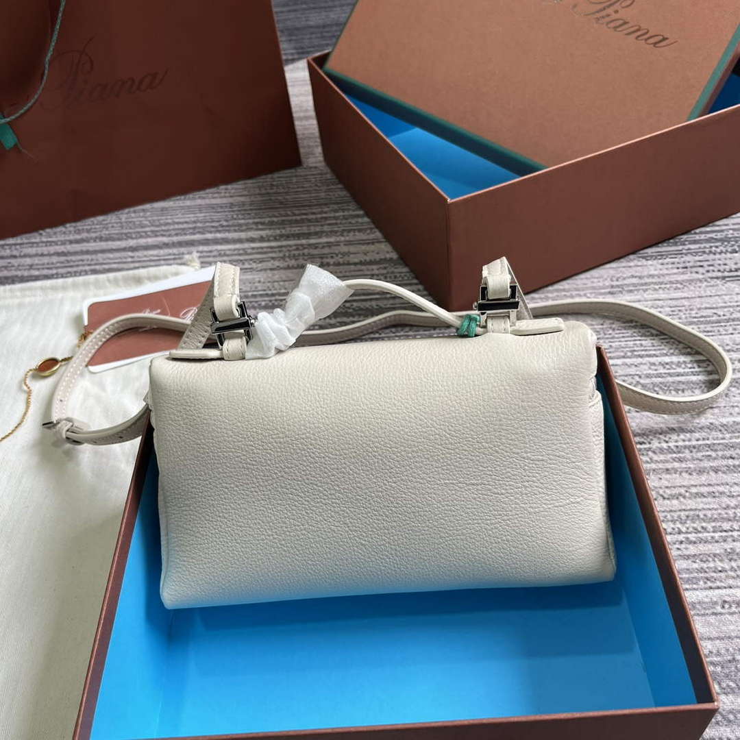 Loro Piana FAI8393 Extra Pocket Pouch L19 White