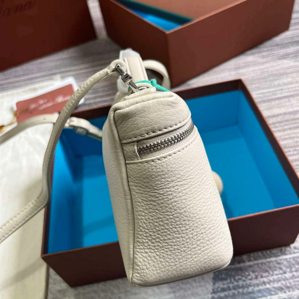 Loro Piana FAI8393 Extra Pocket Pouch L19 White
